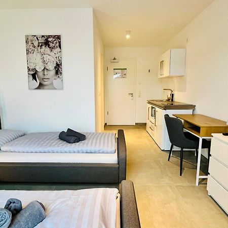 Livingboxx Karlsruhe - Messe I Neuwertige Apartments Mit Kueche Rheinstetten Kültér fotó